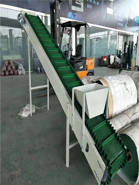 皮帶輸送機